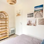 Holiday home Les Mouettes 2, Agreable 6 Personnes, 4 Chambres, A 5 Minutes De La Grande Saint-Gilles-Croix-de-Vie